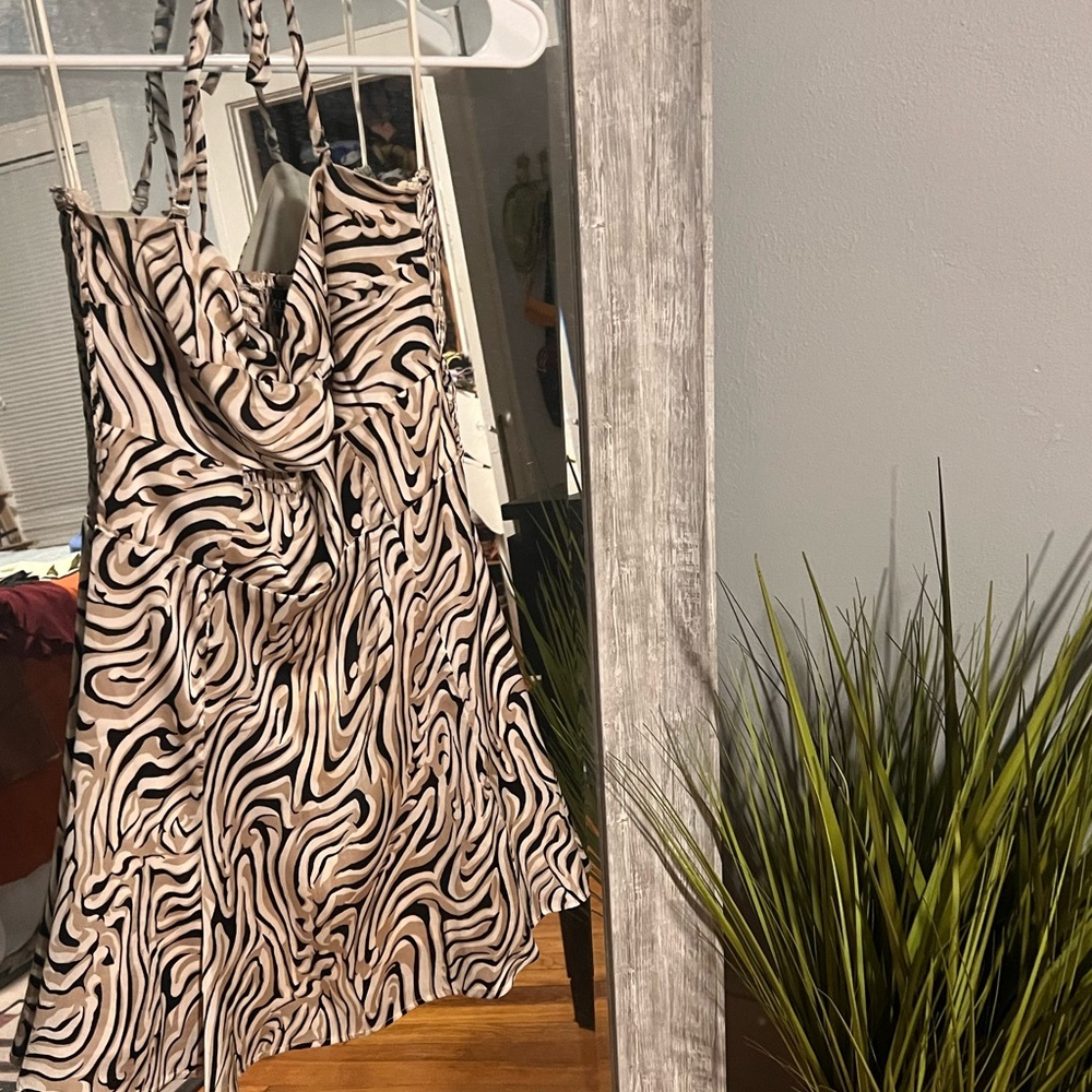Groovy halter dress!
